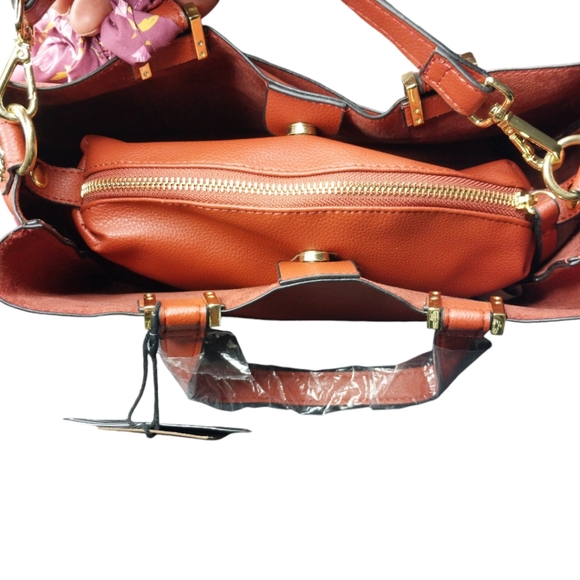 Steve Madden B Parker Crossbody Handbag - Picture 8 of 13